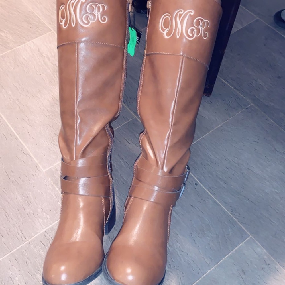 Embroidery boot with any initials of your choice.